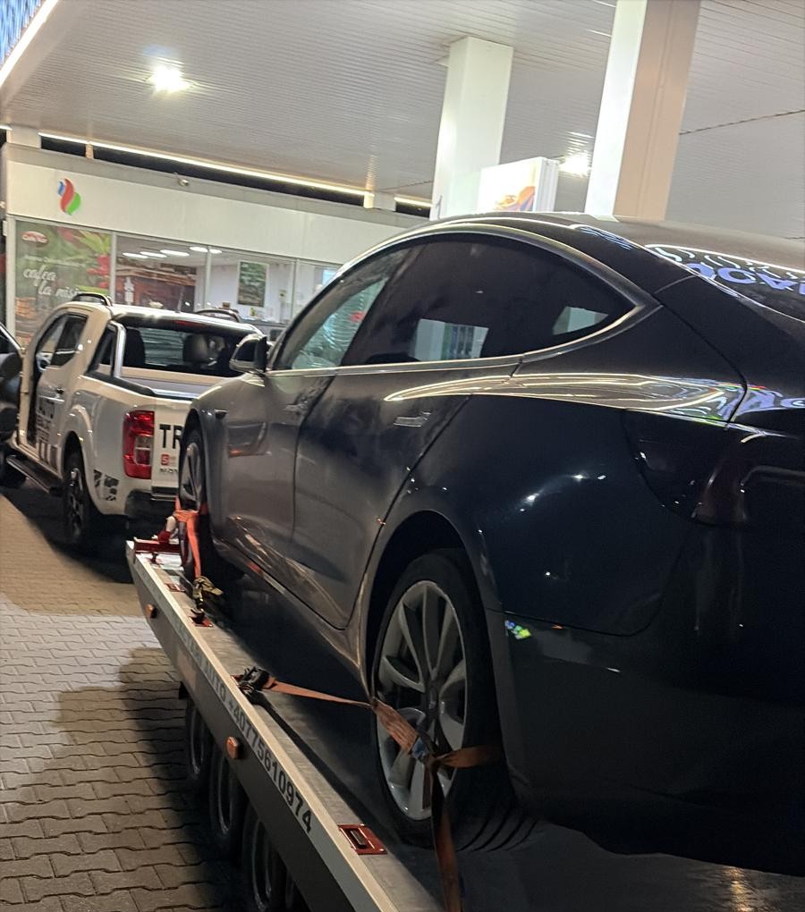 Preluare vehicul din parcare — GCN Tractări Auto
