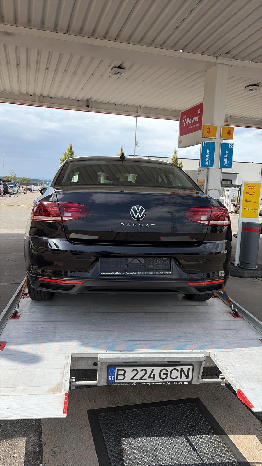 Autoturism pe remorcă de transport — GCN Tractări Auto